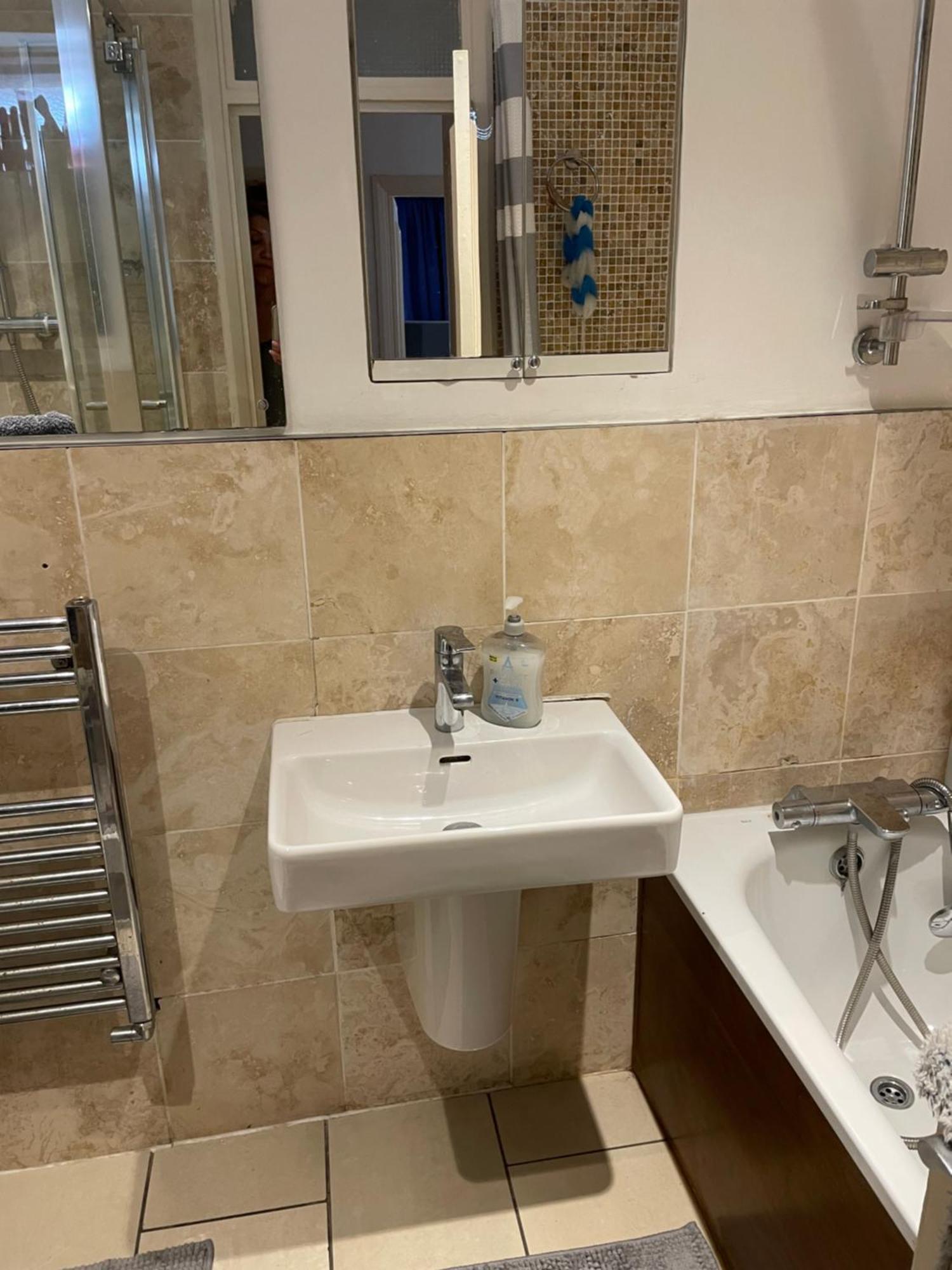 Rooms In Shared House In Kensington ロンドン エクステリア 写真